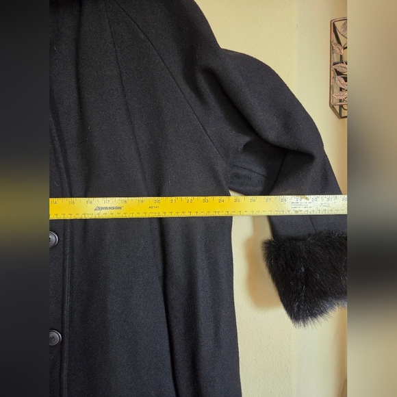 Vintage Black 100% Wool Penny Lane Style Faux Fur Coat Old Money Glamorous - Picture 8 of 9